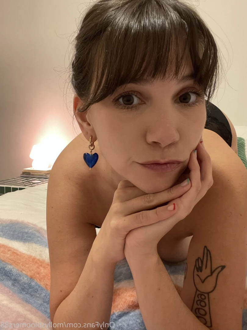 Molly Bloom [ mollysbloomers88 ] Onlyfans leaked photo 7496331 on Hotleaks.tv