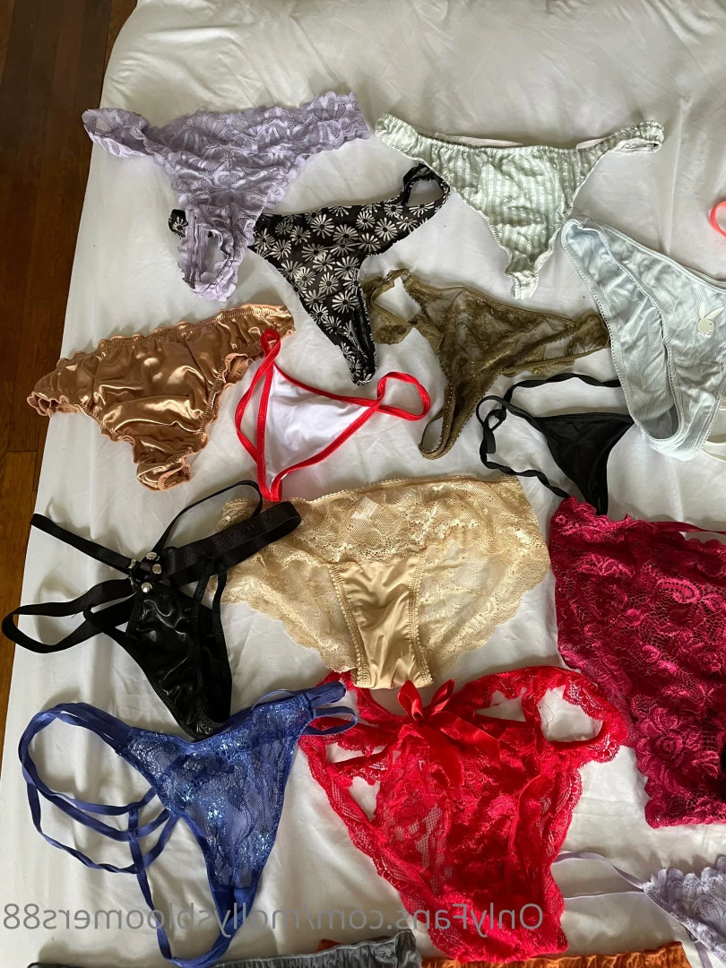 Molly Bloom [ mollysbloomers88 ] Onlyfans leaked photo 7506549 on Hotleaks.tv