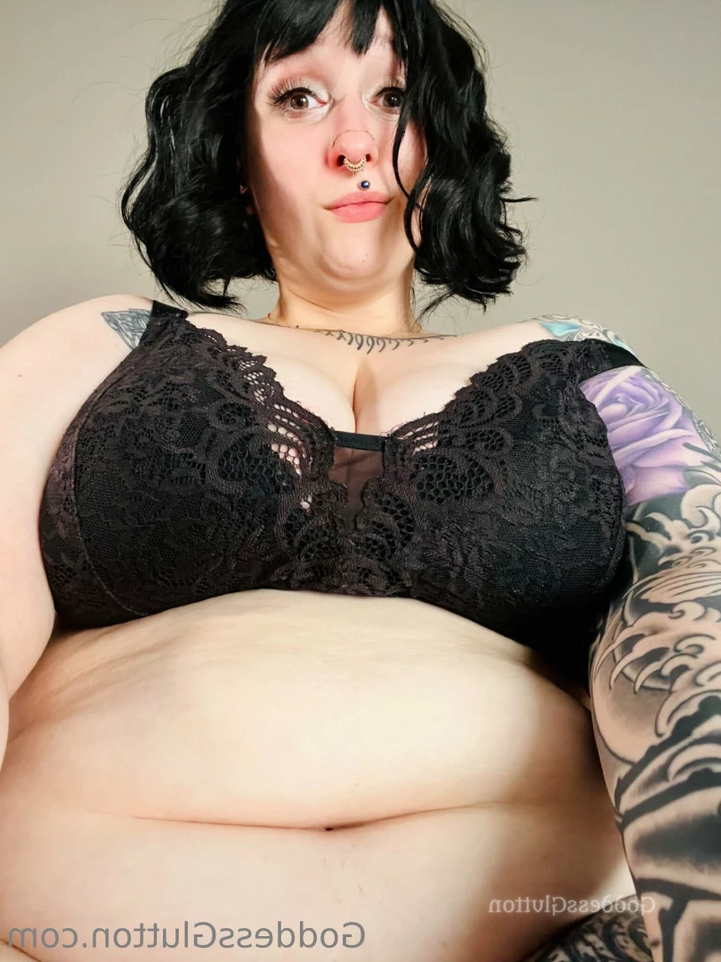 Mommy Alara Glutton [ mommyglutton ] Onlyfans leaked photo 6786615 on Hotleaks.tv