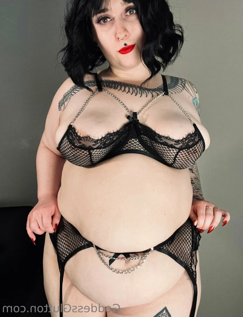 Mommy Alara Glutton [ mommyglutton ] Onlyfans leaked photo 6786657 on Hotleaks.tv