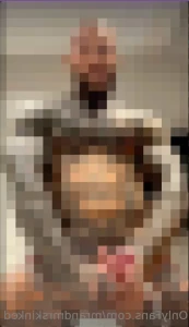 16478883