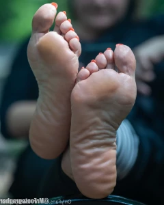 7482583
