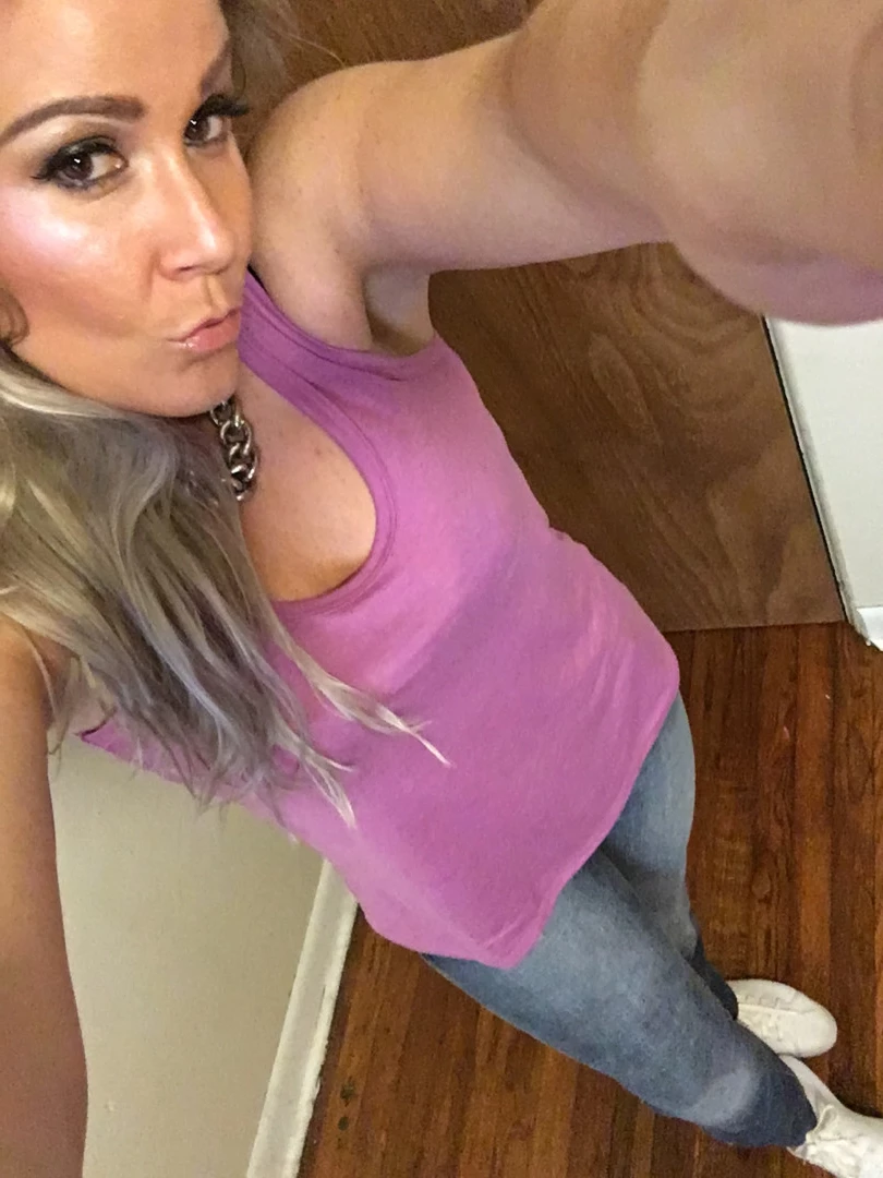 Ms Whitney Morgan [ mswhitneymorgan ] Onlyfans leaked photo 7429656 on Hotleaks.tv