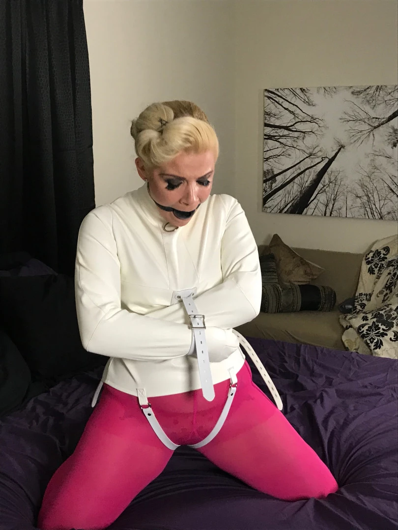 Ms Whitney Morgan [ mswhitneymorgan ] Onlyfans leaked photo 7431560 on Hotleaks.tv