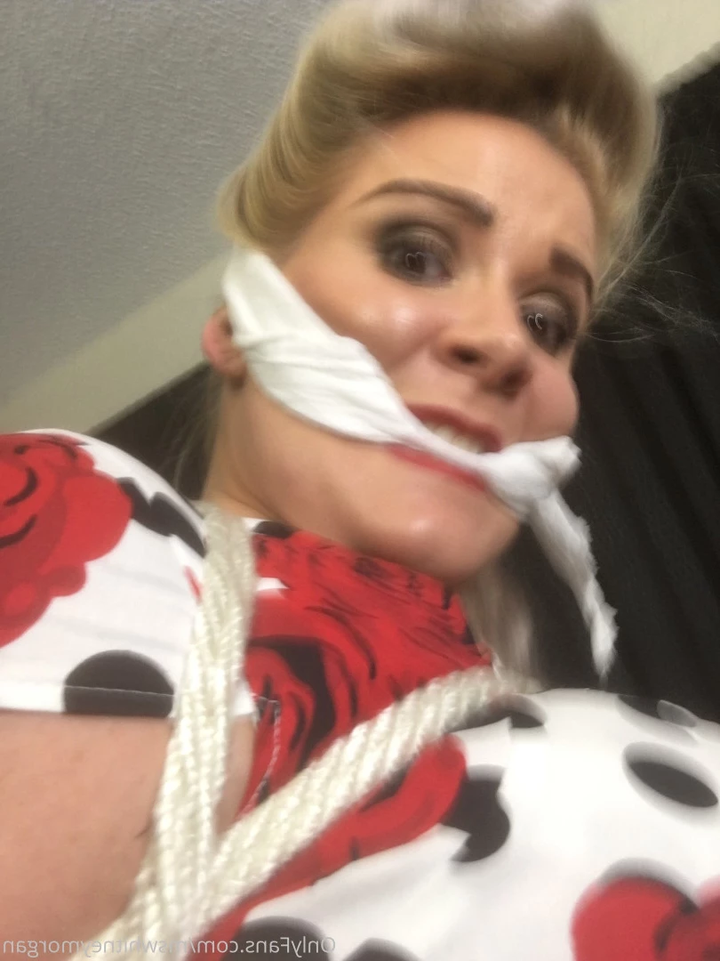 Ms Whitney Morgan [ mswhitneymorgan ] Onlyfans leaked photo 7432443 on Hotleaks.tv