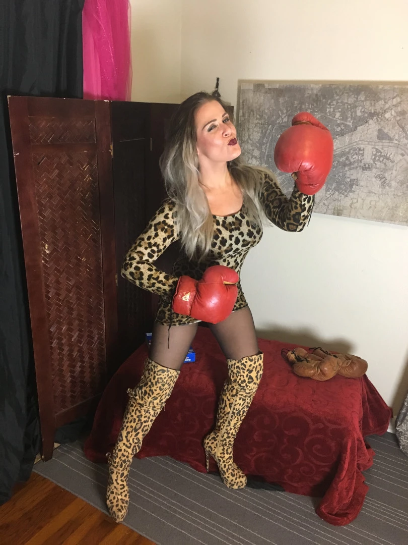 Ms Whitney Morgan [ mswhitneymorgan ] Onlyfans leaked photo 7435882 on Hotleaks.tv