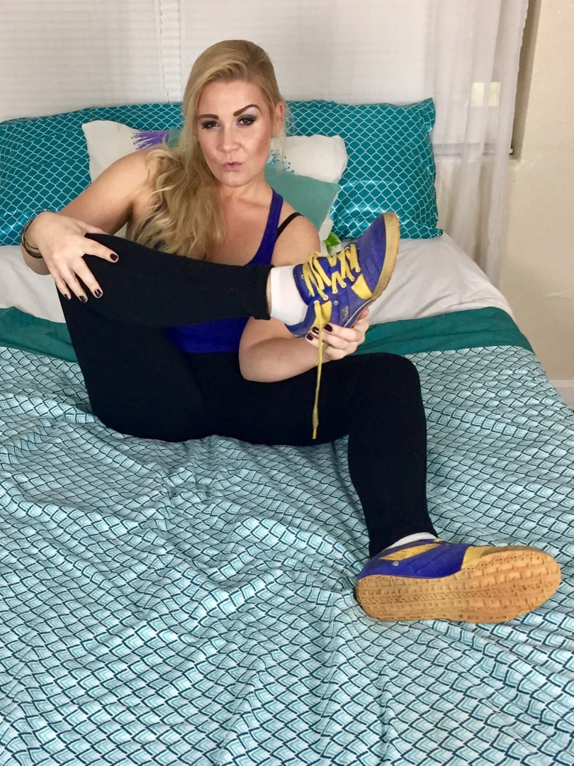 Ms Whitney Morgan [ mswhitneymorgan ] Onlyfans leaked photo 7436408 on Hotleaks.tv