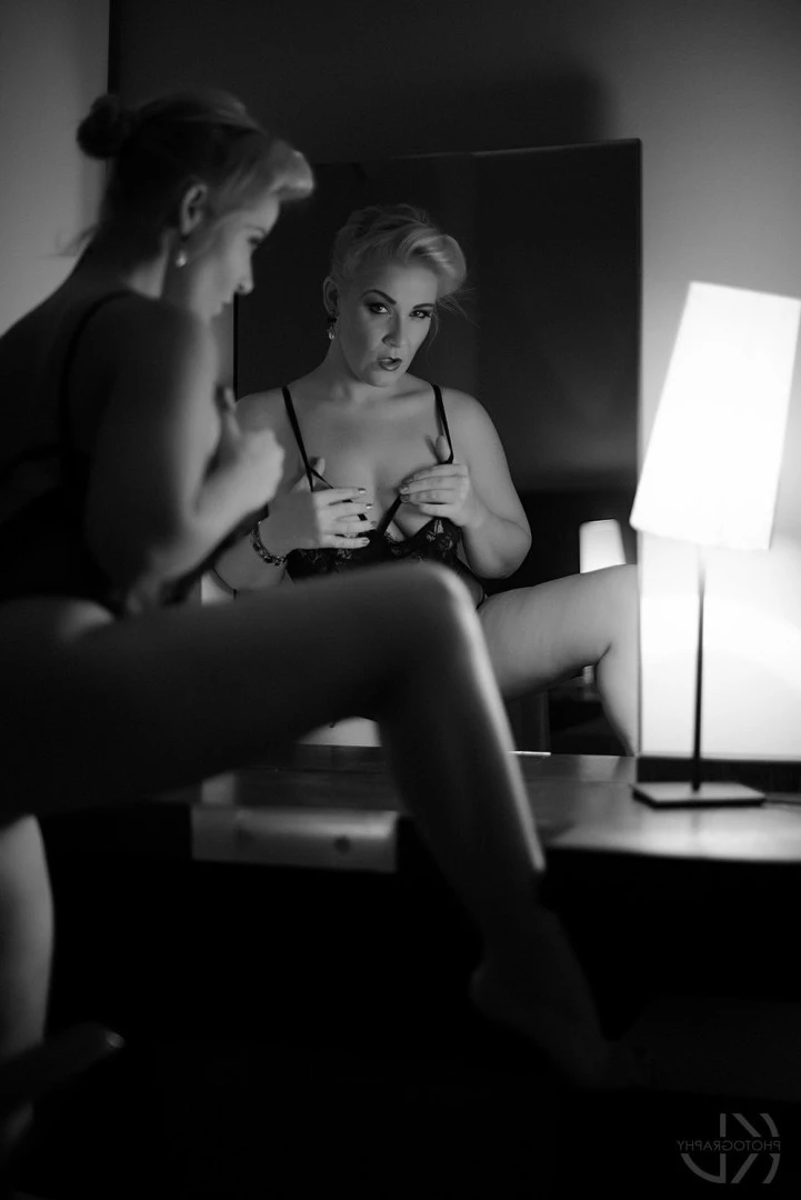 Ms Whitney Morgan [ mswhitneymorgan ] Onlyfans leaked photo 7438512 on Hotleaks.tv