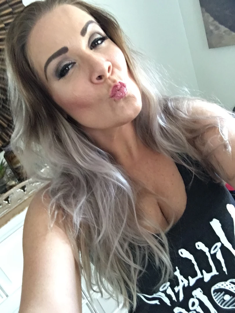 Ms Whitney Morgan [ mswhitneymorgan ] Onlyfans leaked photo 7451637 on Hotleaks.tv