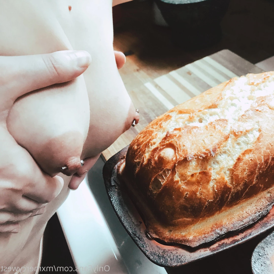 Mx. Mercy West [ mxmercywest ] Onlyfans leaked photo 7413461 on Hotleaks.tv