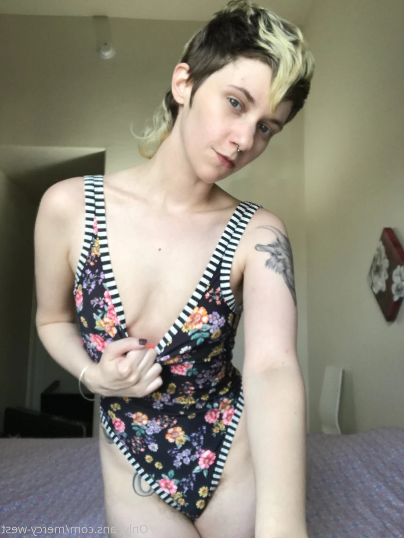 Mx. Mercy West [ mxmercywest ] Onlyfans leaked photo 7419876 on Hotleaks.tv