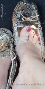 myprettyfeet8 Onlyfans leaked video 7126613 on Hotleaks.tv