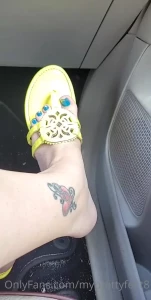 myprettyfeet8 Onlyfans leaked video 7127909 on Hotleaks.tv