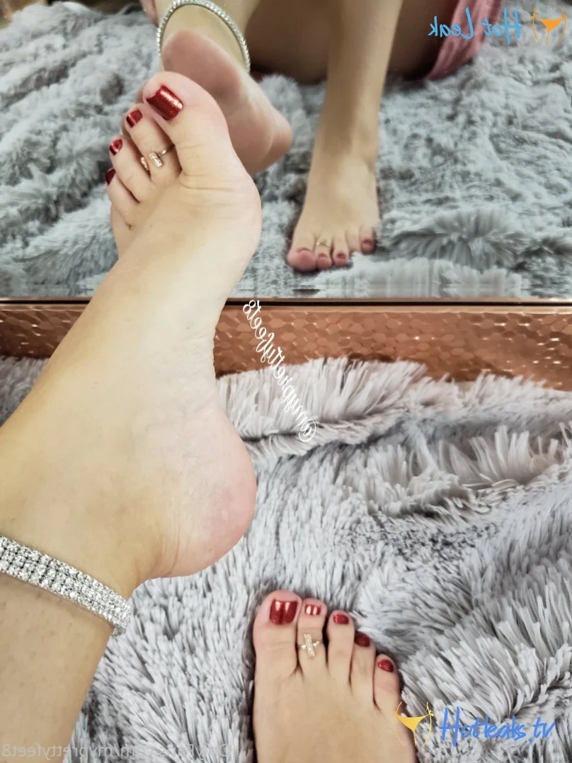 myprettyfeet8 Onlyfans leaked photo 13053201 on Hotleaks.tv