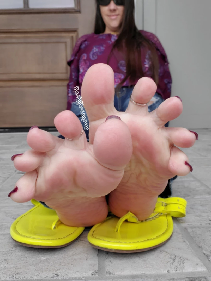 myprettyfeet8 Onlyfans leaked photo 14150882 on Hotleaks.tv