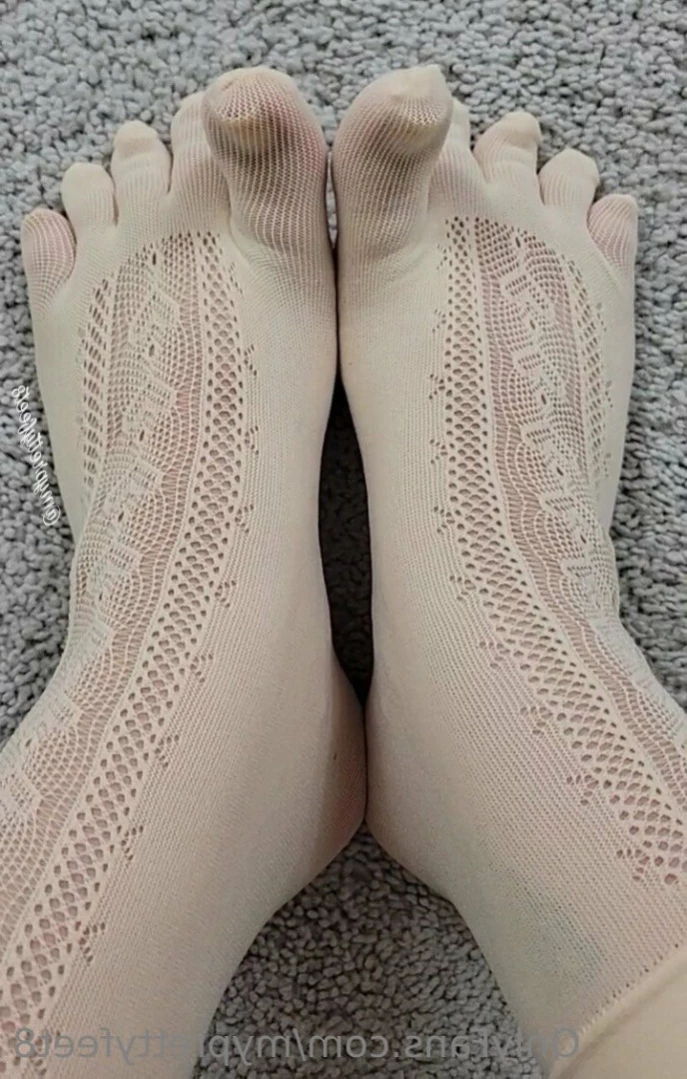 myprettyfeet8 Onlyfans leaked photo 15739623 on Hotleaks.tv