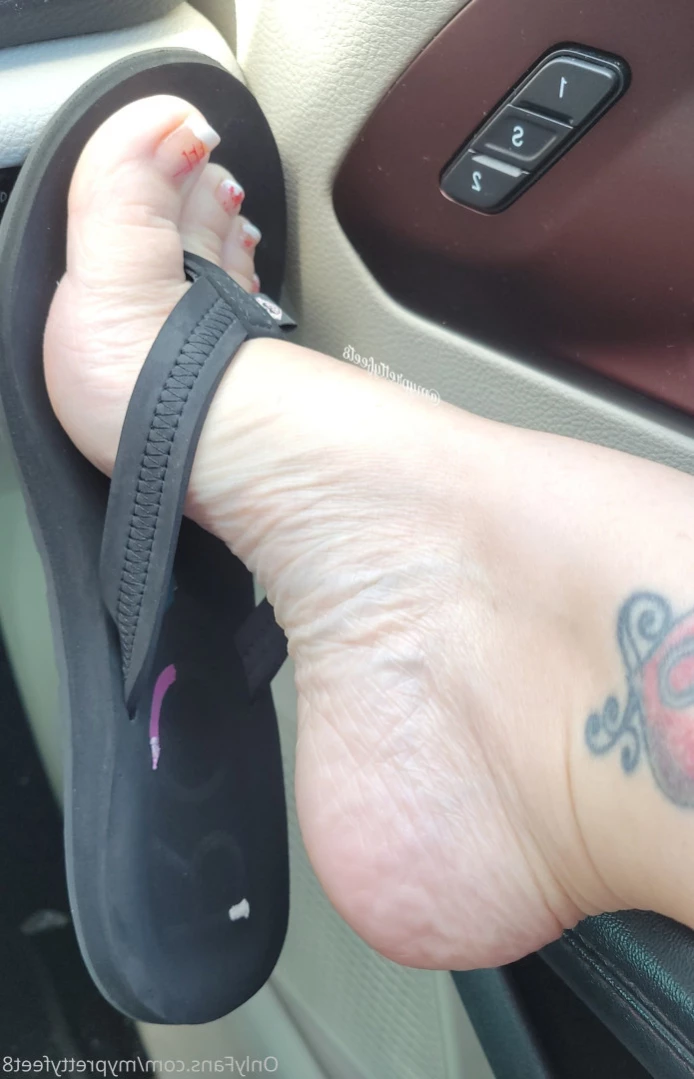 myprettyfeet8 Onlyfans leaked photo 16444626 on Hotleaks.tv