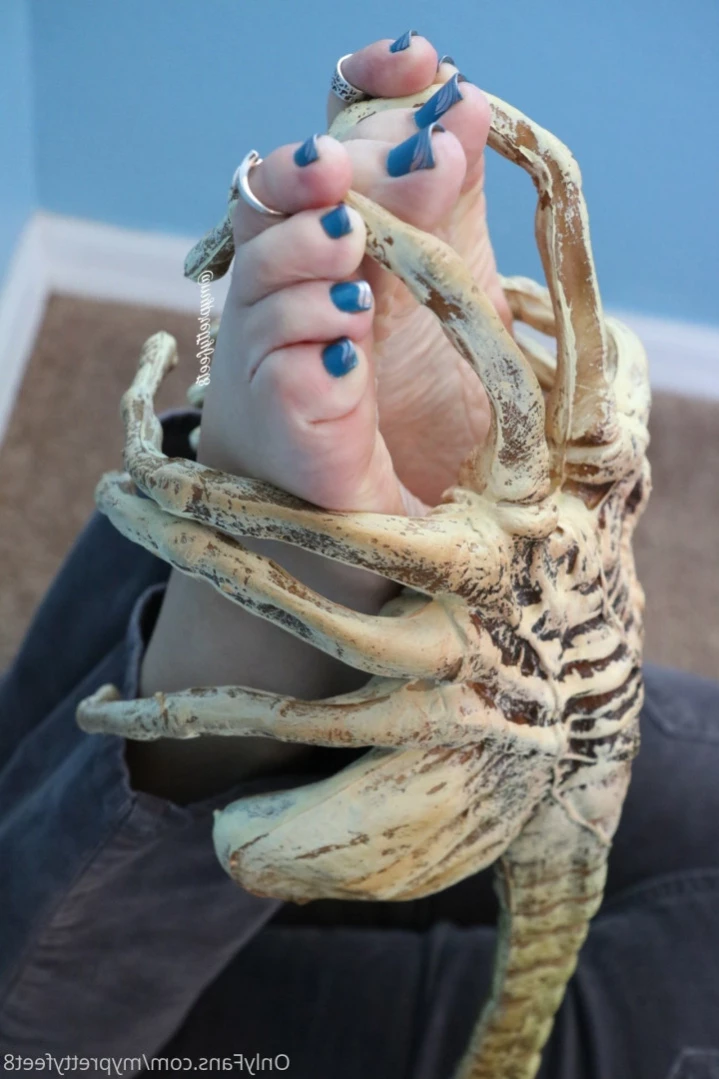 myprettyfeet8 Onlyfans leaked photo 16444741 on Hotleaks.tv