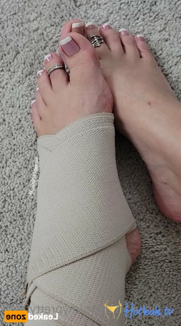 myprettyfeet8 Onlyfans leaked photo 16444985 on Hotleaks.tv