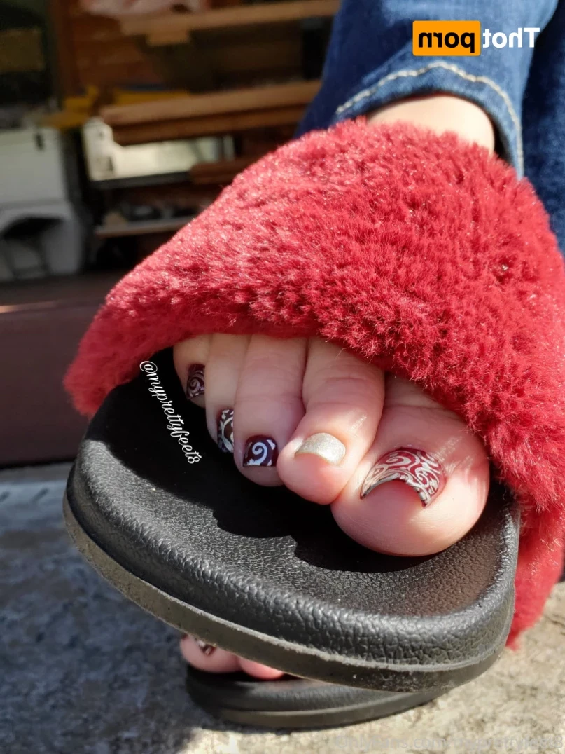 myprettyfeet8 Onlyfans leaked photo 16445632 on Hotleaks.tv