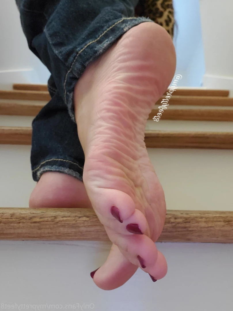 myprettyfeet8 Onlyfans leaked photo 16446498 on Hotleaks.tv