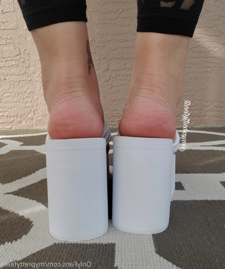 myprettyfeet8 Onlyfans leaked photo 16446664 on Hotleaks.tv