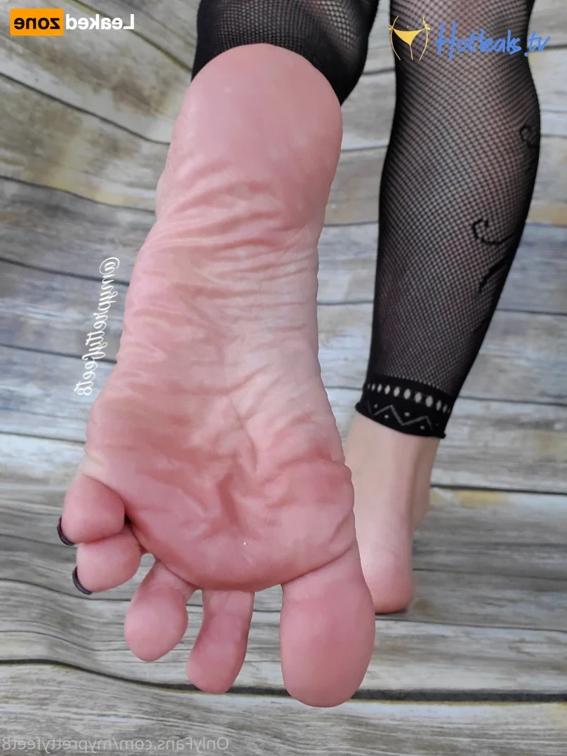myprettyfeet8 Onlyfans leaked photo 16447275 on Hotleaks.tv