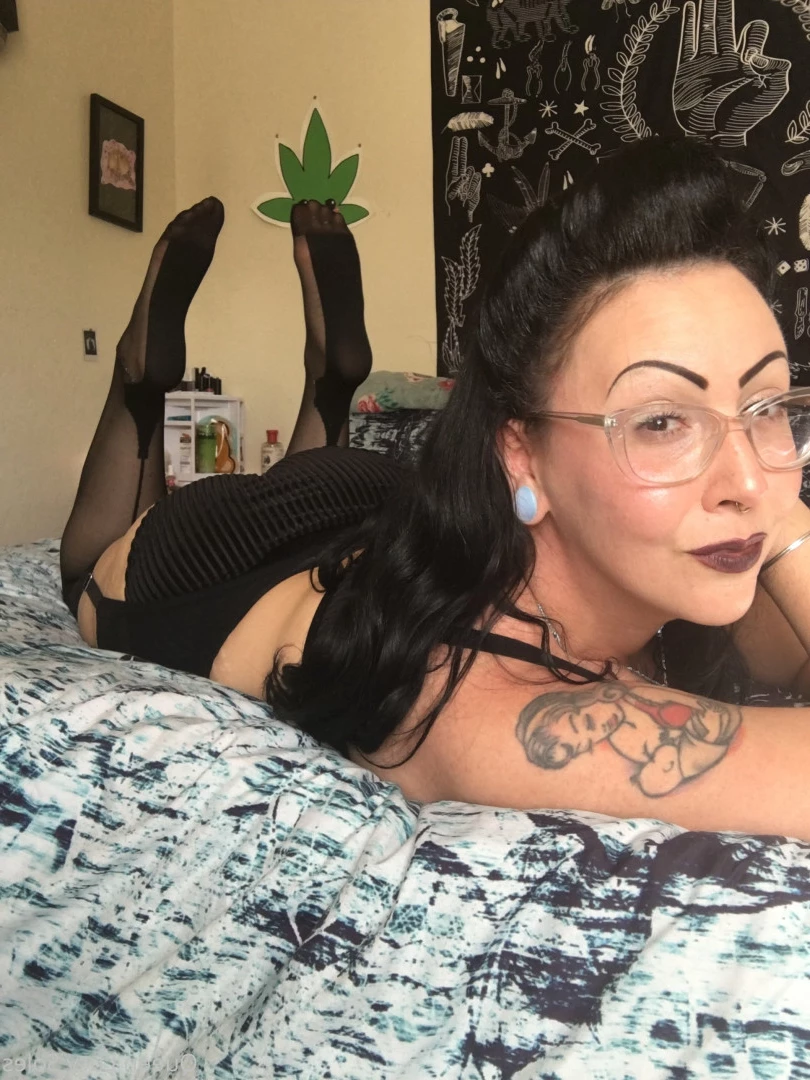 Mystikal Mami [ mystikal_mami ] Onlyfans leaked photo 7434105 on Hotleaks.tv