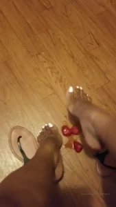 7119196