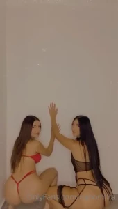 7118492