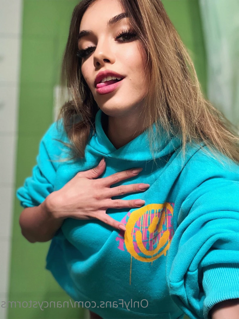 𝐒𝐨𝐩𝐡𝐢𝐞 𝐒𝐭𝐨𝐫𝐦𝐬 💦💦 [ sophiestorms ] Onlyfans leaked photo 10446157 on Hotleaks.tv