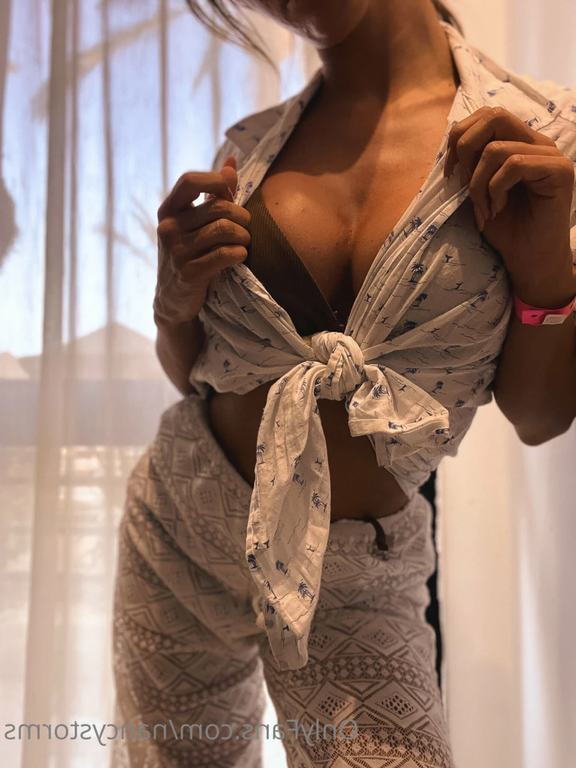 𝐒𝐨𝐩𝐡𝐢𝐞 𝐒𝐭𝐨𝐫𝐦𝐬 💦💦 [ sophiestorms ] Onlyfans leaked photo 10469595 on Hotleaks.tv