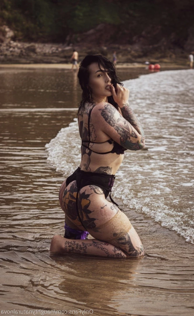 FITANDTHICC 😈 [ naughtynaturalnova ] Onlyfans leaked photo 6691752 on Hotleaks.tv