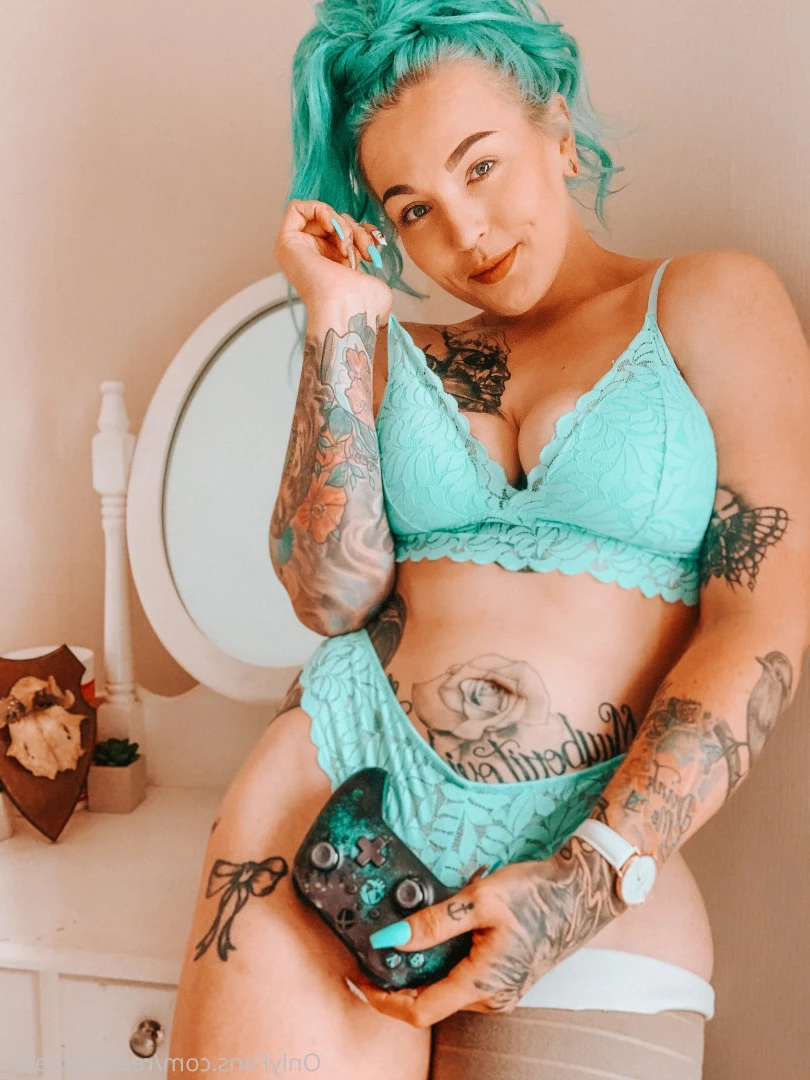 FITANDTHICC 😈 [ naughtynaturalnova ] Onlyfans leaked photo 6717248 on Hotleaks.tv