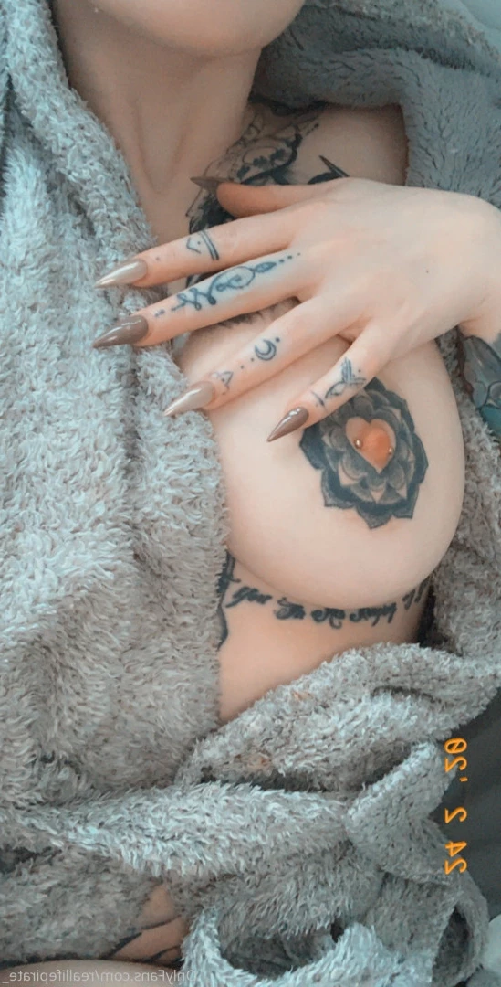 FITANDTHICC 😈 [ naughtynaturalnova ] Onlyfans leaked photo 6723195 on Hotleaks.tv