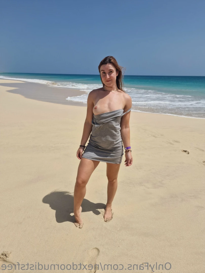 Next-Door Nudists FREE 😈🍑💫 [ nextdoornudistsfree ] Onlyfans leaked photo 10975935 on Hotleaks.tv