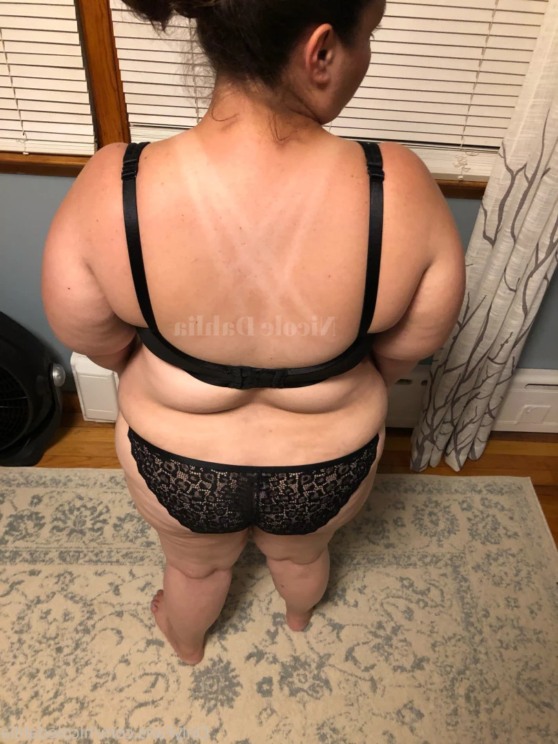 Nicole Dahlia [ nicoledahlia ] Onlyfans leaked photo 7366140 on Hotleaks.tv