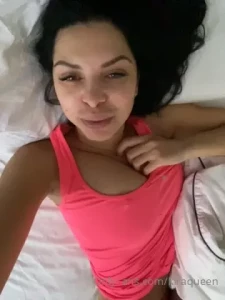 Kira Queen [ kiraqueen ] Onlyfans leaked video 18392893 on Hotleaks.tv