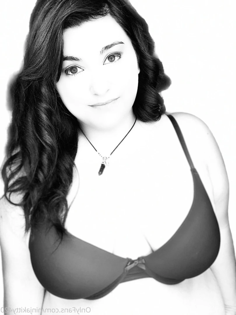 TheGirlNextDoor🥰 [ ninjakitty420 ] Onlyfans leaked photo 13755986 on Hotleaks.tv