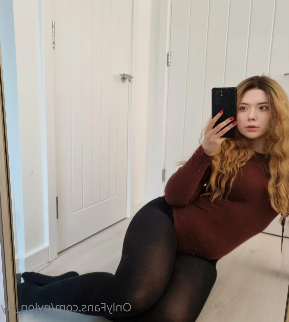 Nylon Lily [ nylon_lily ] Onlyfans leaked photo 6679848 on Hotleaks.tv