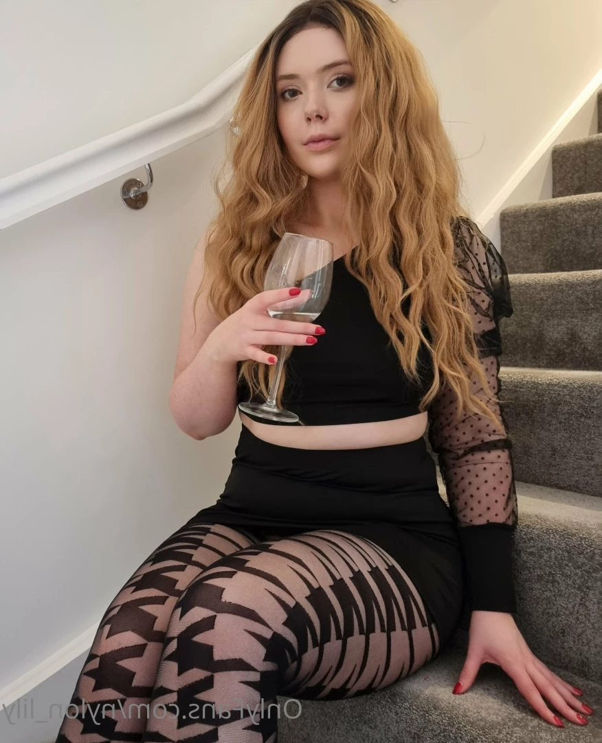 Nylon Lily [ nylon_lily ] Onlyfans leaked photo 6686262 on Hotleaks.tv