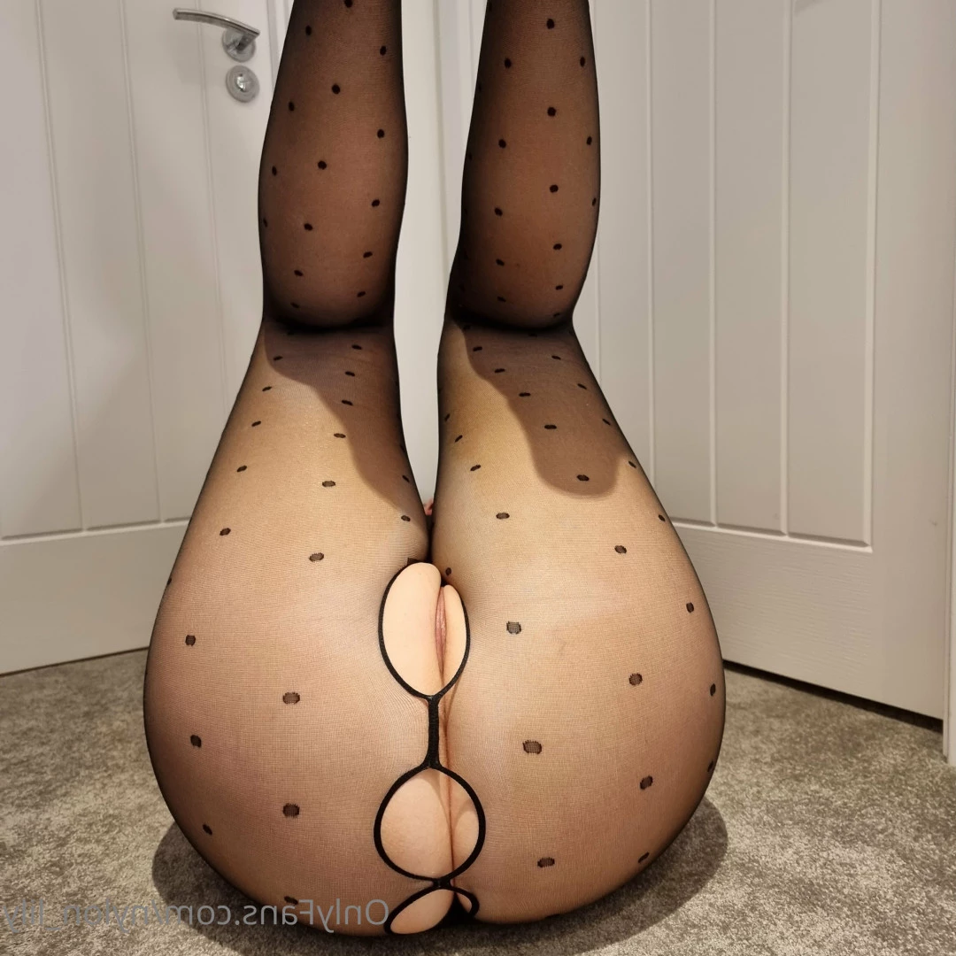 Nylon Lily [ nylon_lily ] Onlyfans leaked photo 6687841 on Hotleaks.tv