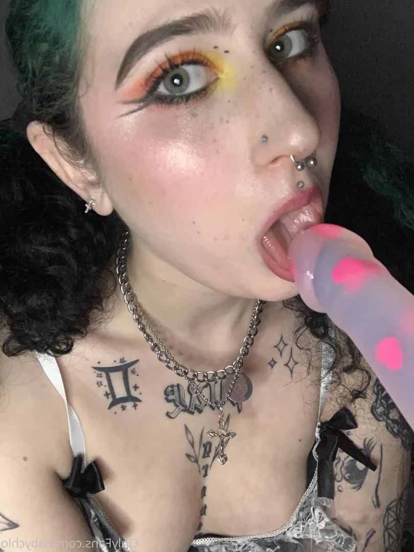 baby ☆ girl [ obedientslxt ] Onlyfans leaked photo 7335834 on Hotleaks.tv