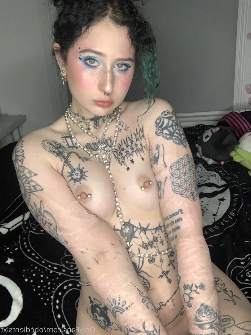 baby ☆ girl [ obedientslxt ] Onlyfans leaked photo 7335856 on Hotleaks.tv
