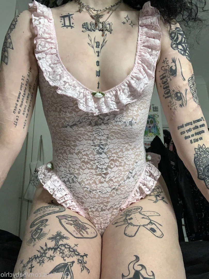 baby ☆ girl [ obedientslxt ] Onlyfans leaked photo 7335964 on Hotleaks.tv