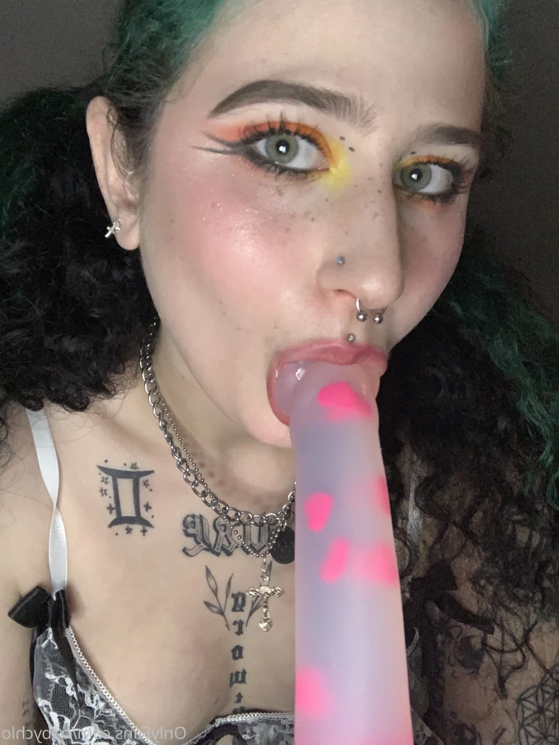 baby ☆ girl [ obedientslxt ] Onlyfans leaked photo 7337779 on Hotleaks.tv