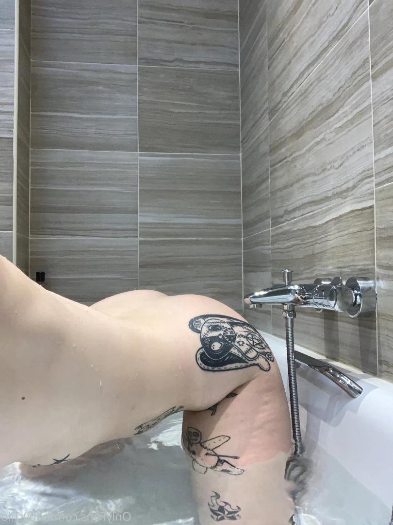 baby ☆ girl [ obedientslxt ] Onlyfans leaked photo 7338887 on Hotleaks.tv