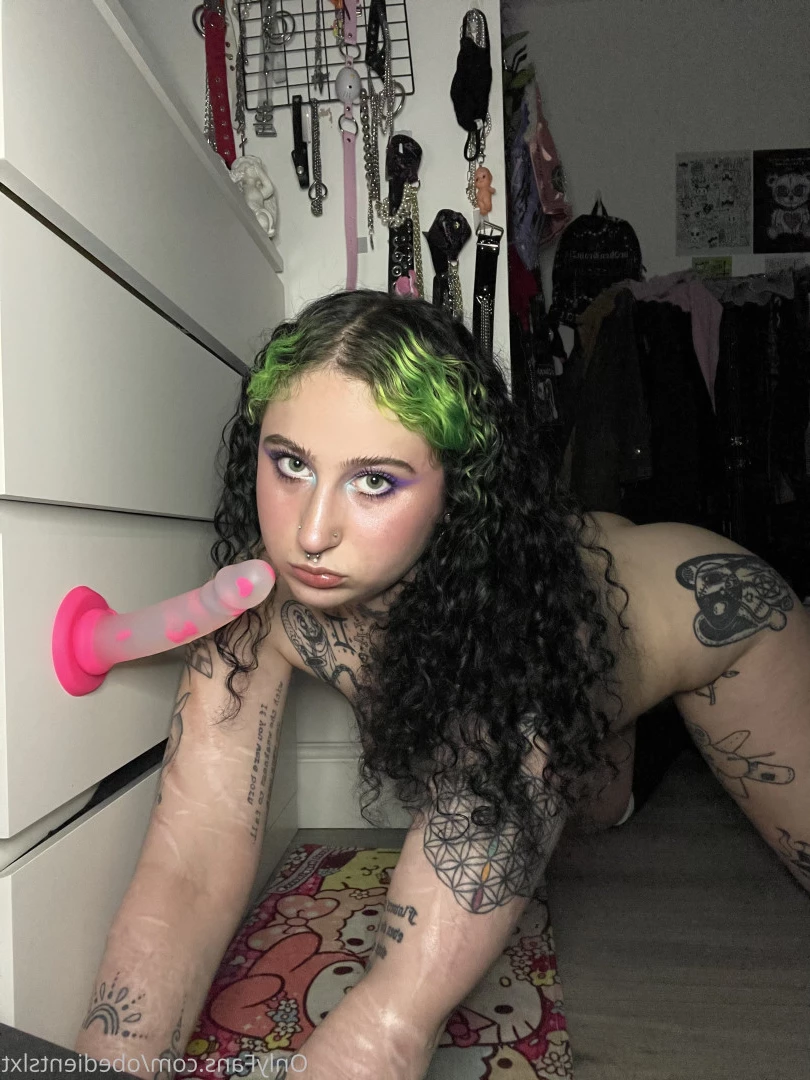 baby ☆ girl [ obedientslxt ] Onlyfans leaked photo 7339406 on Hotleaks.tv