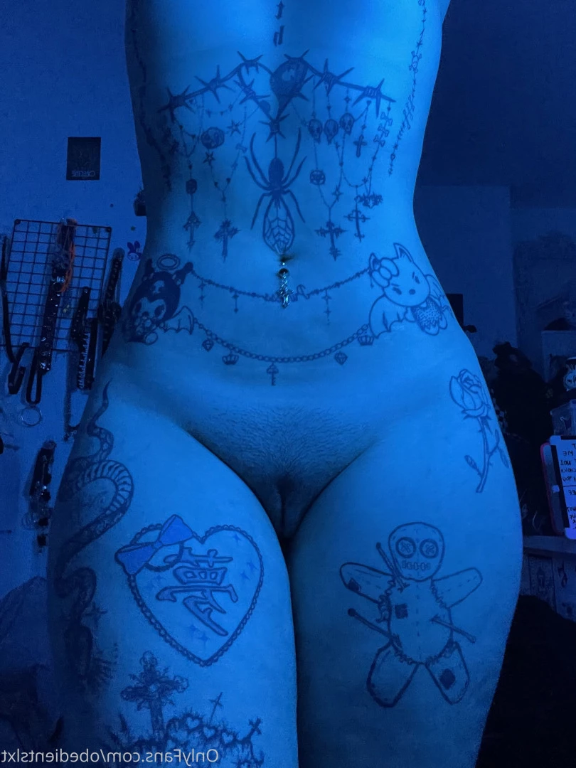 baby ☆ girl [ obedientslxt ] Onlyfans leaked photo 7339586 on Hotleaks.tv
