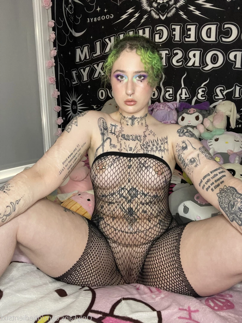 baby ☆ girl [ obedientslxt ] Onlyfans leaked photo 7346304 on Hotleaks.tv